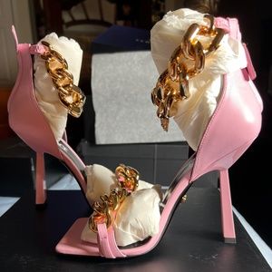39.5 NEW $1,450 VERSACE Pink Leather MEDUSA CHARM High Heel Chunky CHAIN SANDALS